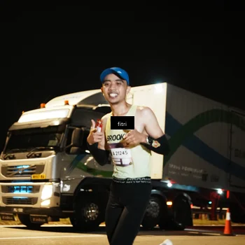 Runner Photo 7487393