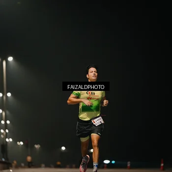 Runner Photo 7487411