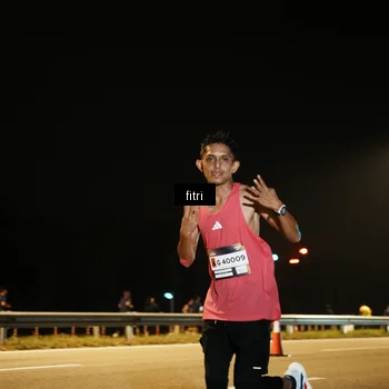 Runner Photo 7487413