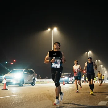 Runner Photo 7487415