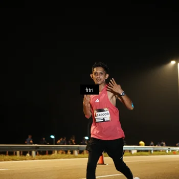 Runner Photo 7487429