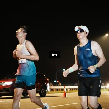 Runner Photo 7487436