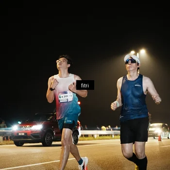 Runner Photo 7487458