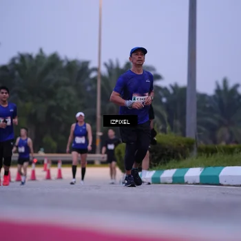 Runner Photo 7487459