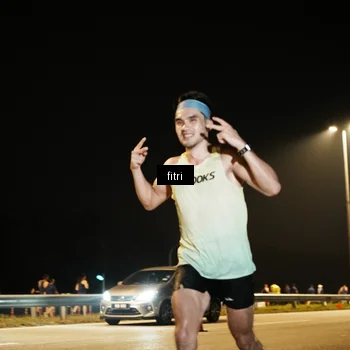 Runner Photo 7487473