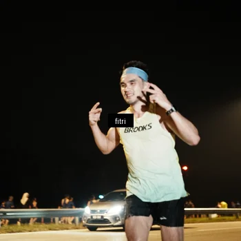 Runner Photo 7487474