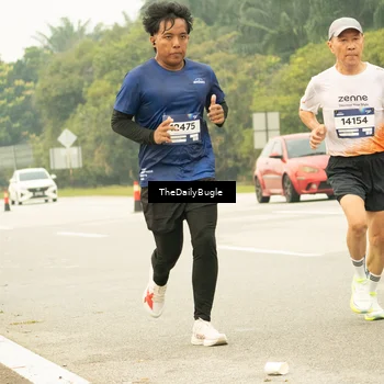 Runner Photo 7487475