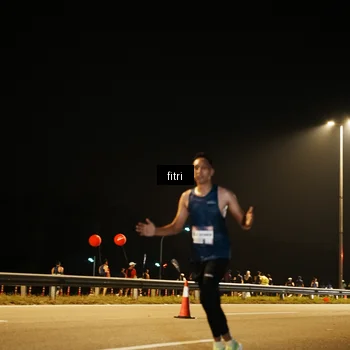 Runner Photo 7487491