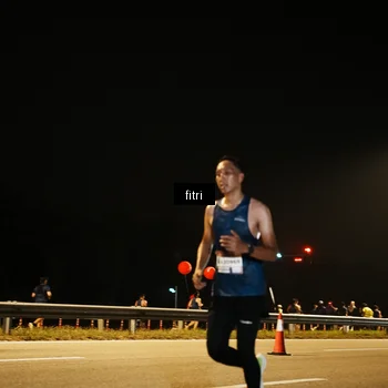 Runner Photo 7487502