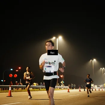Runner Photo 7487506