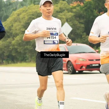 Runner Photo 7487517