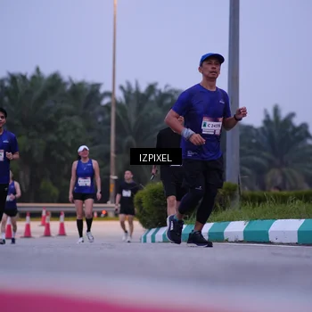 Runner Photo 7487534