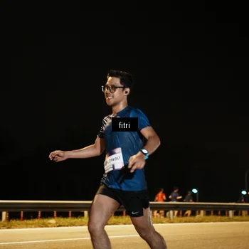 Runner Photo 7487541
