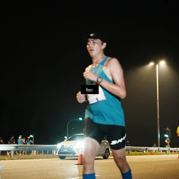 Runner Photo 7487548