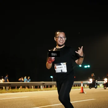 Runner Photo 7487568