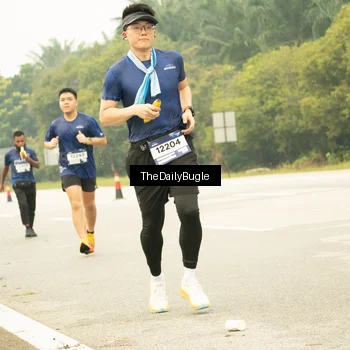 Runner Photo 7487593
