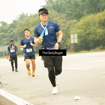 Runner Photo 7487609