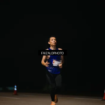 Runner Photo 7487613