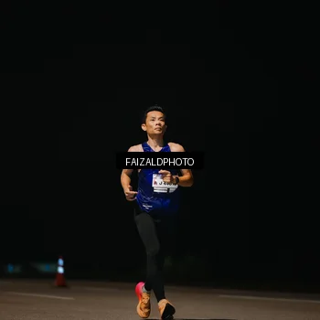 Runner Photo 7487617