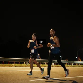 Runner Photo 7487643