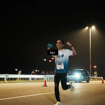 Runner Photo 7487708