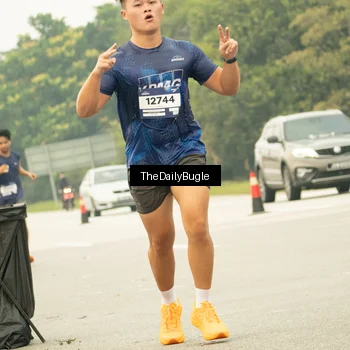 Runner Photo 7487709