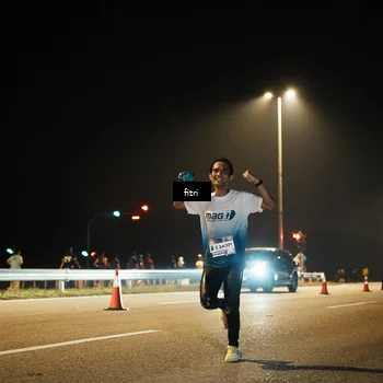 Runner Photo 7487715