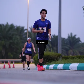 Runner Photo 7487720