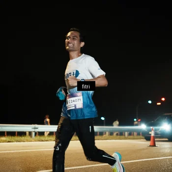 Runner Photo 7487724