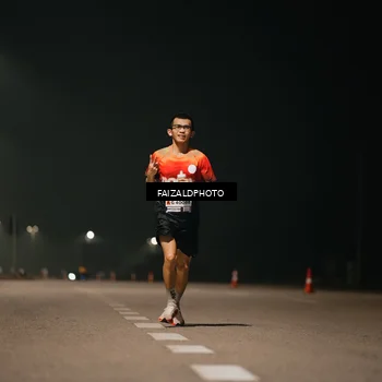 Runner Photo 7487736