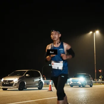 Runner Photo 7487737