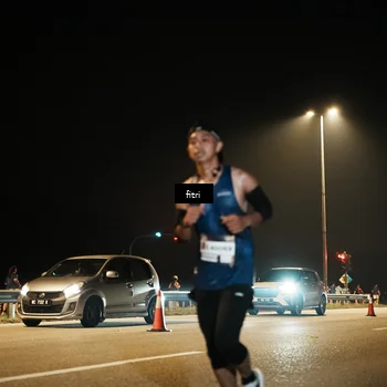 Runner Photo 7487738