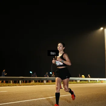 Runner Photo 7487753