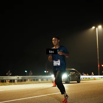 Runner Photo 7487759
