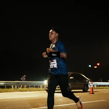 Runner Photo 7487773