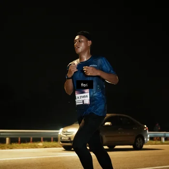 Runner Photo 7487778