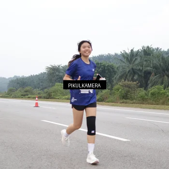Runner Photo 7487781
