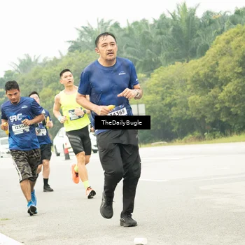 Runner Photo 7487800
