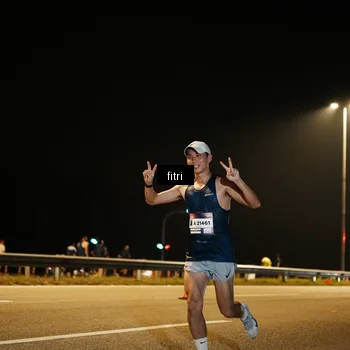 Runner Photo 7487804