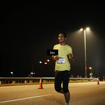 Runner Photo 7487805