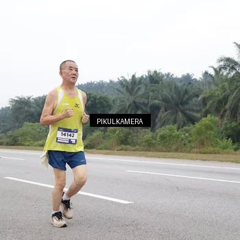 Runner Photo 7487901