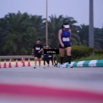Runner Photo 7487940