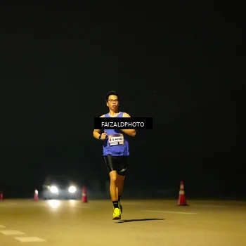 Runner Photo 7487943