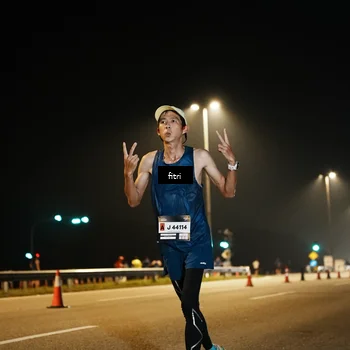 Runner Photo 7487945