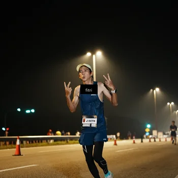 Runner Photo 7487946