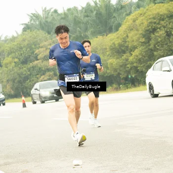 Runner Photo 7487973