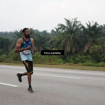 Runner Photo 7487974