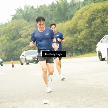 Runner Photo 7487980
