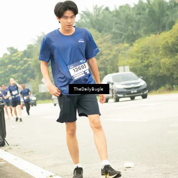 Runner Photo 7487981