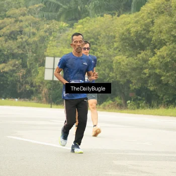 Runner Photo 7487990